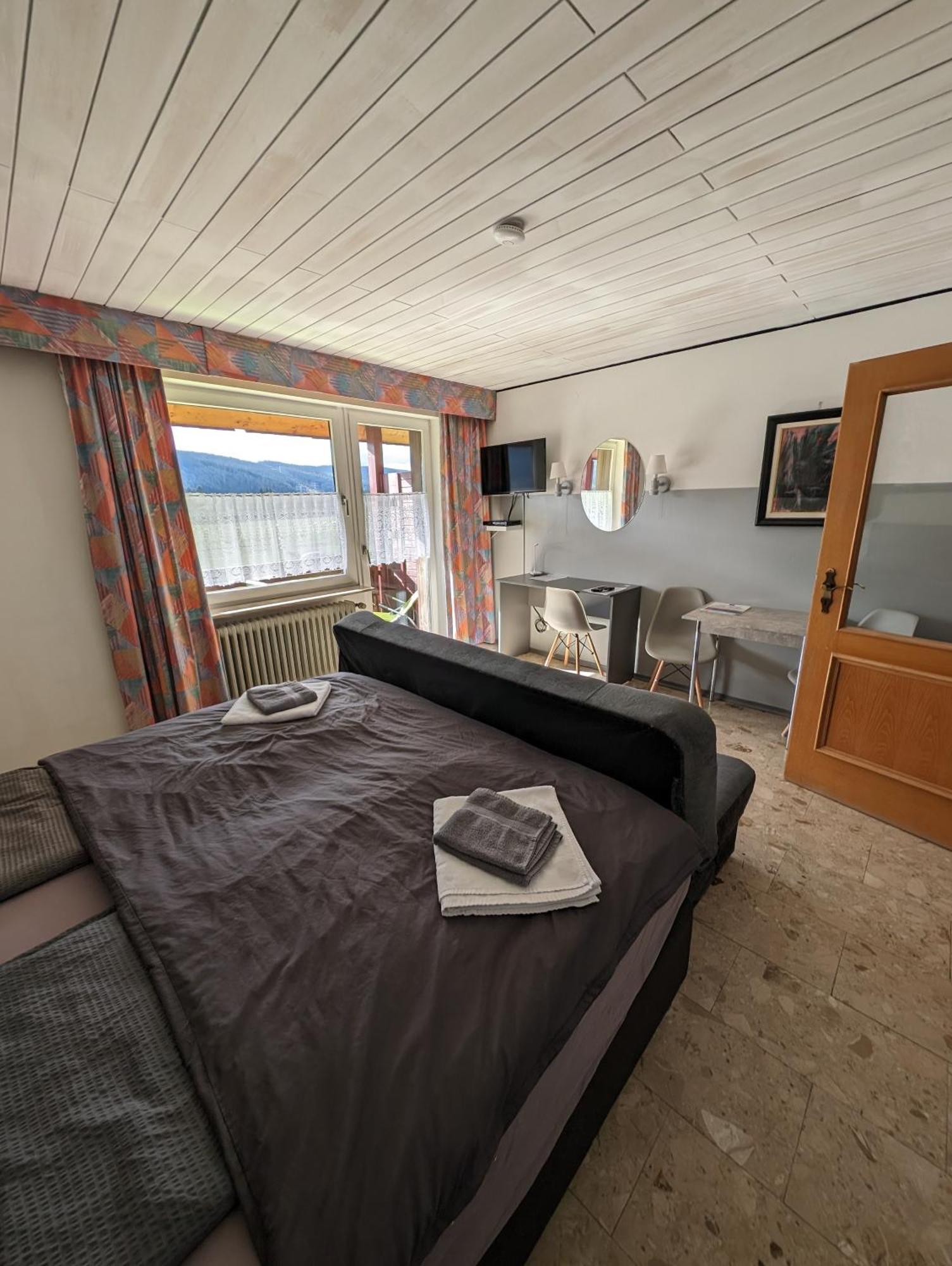 B Und B Titisee Hotel Sonnenmatte Nahe Badeparadies Titisee-Neustadt Exterior foto